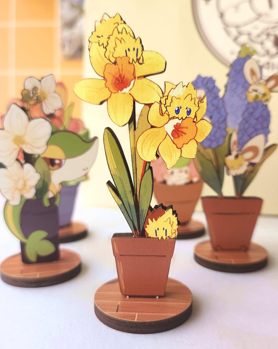 Poke Planters | Wooden decor Standee