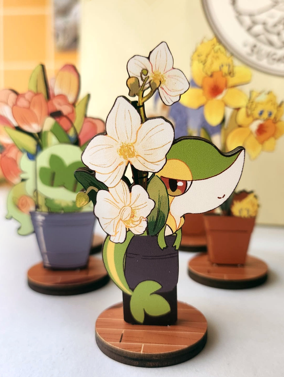 Poke Planters | Wooden decor Standee