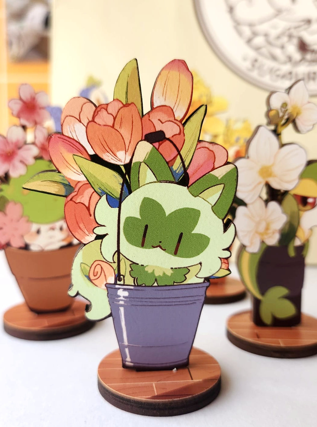 Poke Planters | Wooden decor Standee